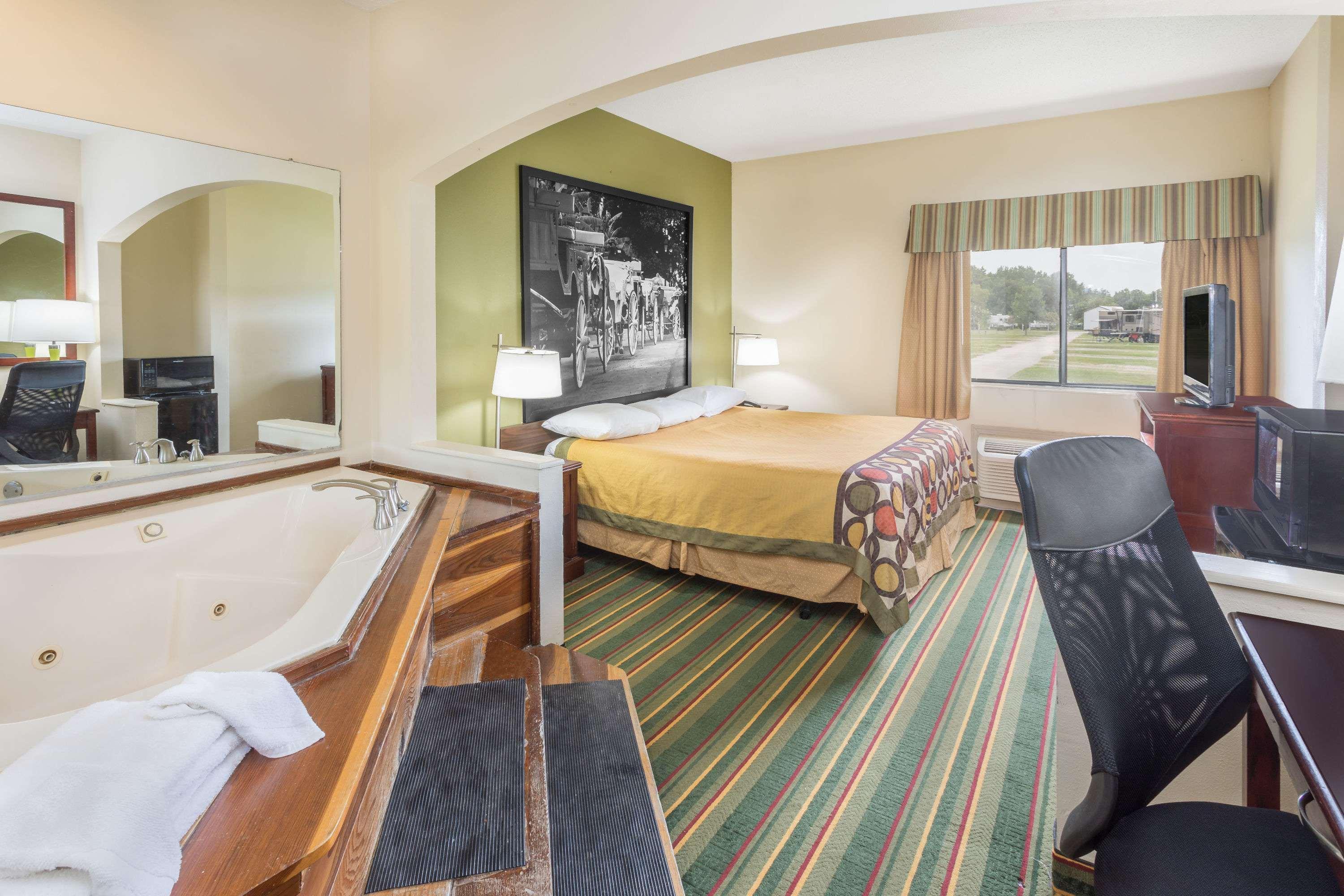 Motel Super 8 By Wyndham Duson Lafayette West Area Esterno foto