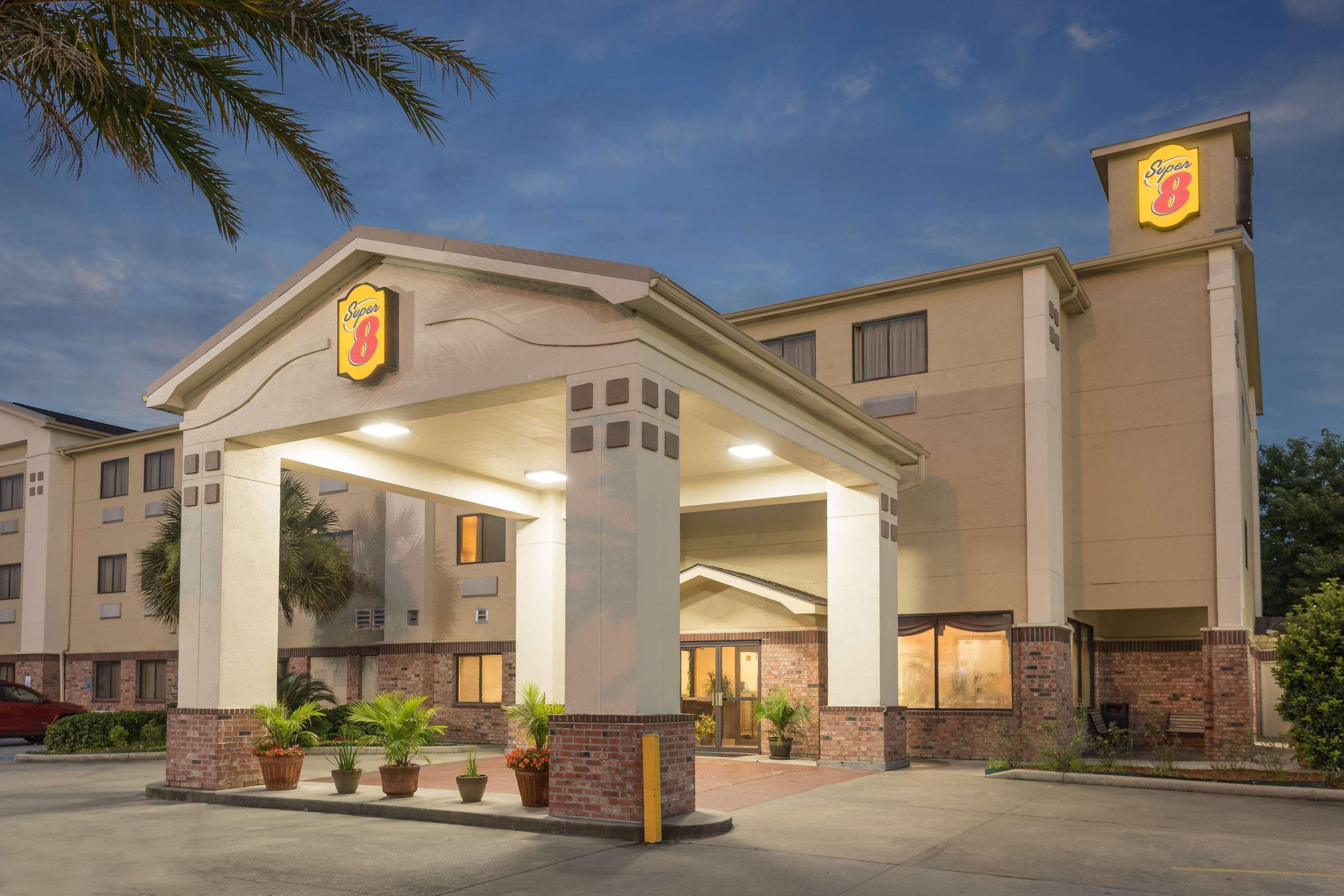 Motel Super 8 By Wyndham Duson Lafayette West Area Esterno foto