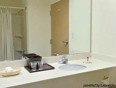 Motel Super 8 By Wyndham Duson Lafayette West Area Esterno foto
